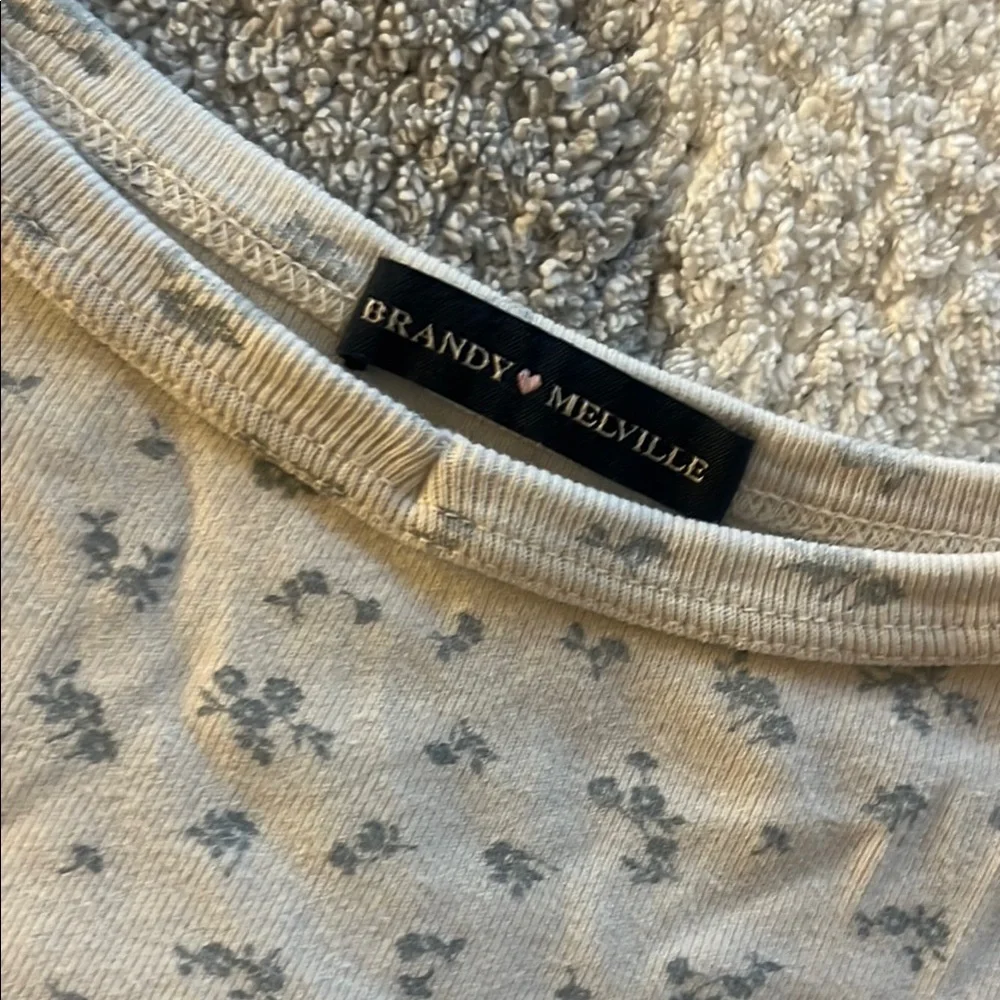 Banana Republic Cream and Blue Fitted Sleeveless Camisole - Picture 2 of 3